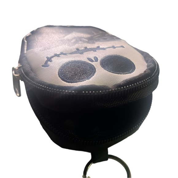 Tim Burton nightmare B4. Mini backpack key chain. by Disney. Black skeleton - Picture 5 of 7